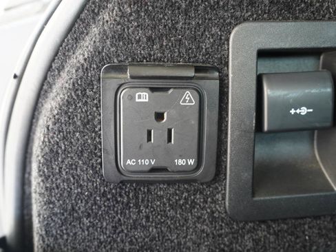 Used 2018 Land Rover Range Rover HSE AWD/4WD image 39