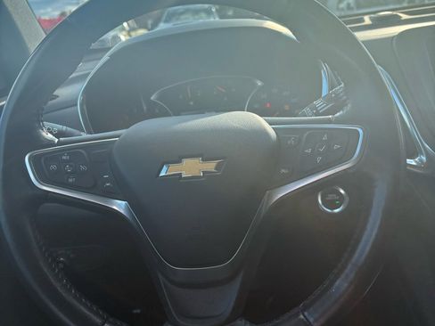 Used 2022 Chevrolet Equinox LT image 10