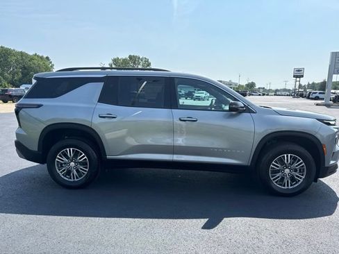 New 2026 Chevrolet Traverse LT AWD/4WD image 6