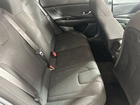Used 2025 Hyundai Elantra SE w/ Cargo Package FWD image 25