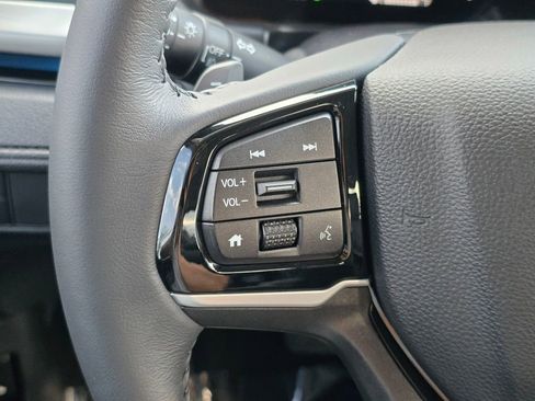 Used 2025 Honda Odyssey Touring image 17
