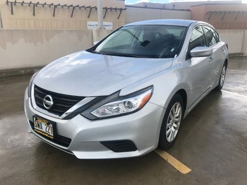Used 2016 Nissan Altima 2.5 S w/ Power Driver Seat Package image 1