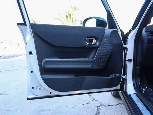 Used 2026 MINI Cooper 4-Door Hardtop FWD image 23