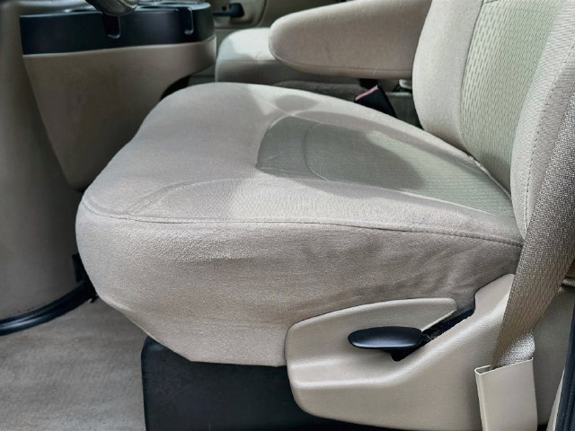 Used 2008 Ford E-350 and Econoline 350 XL RWD image 21