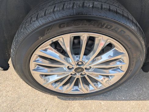 Used 2020 Ford Edge Titanium w/ Equipment Group 301A AWD/4WD image 34