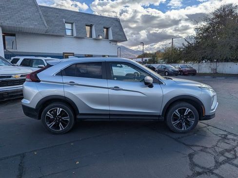 Used 2024 Mitsubishi Eclipse Cross AWD image 2