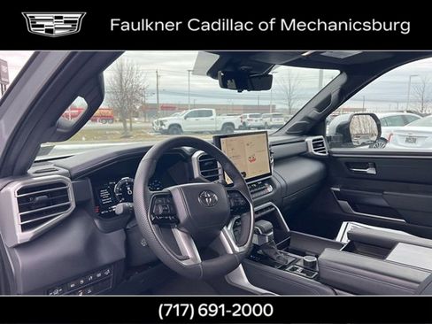 Used 2025 Toyota Sequoia Platinum image 22