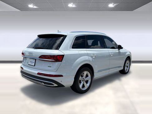 Used 2023 Audi Q7 2.0T Premium w/ Convenience Package AWD/4WD image 9