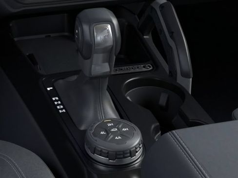 New 2026 Ford Bronco Outer Banks w/ Sasquatch Package AWD/4WD image 17