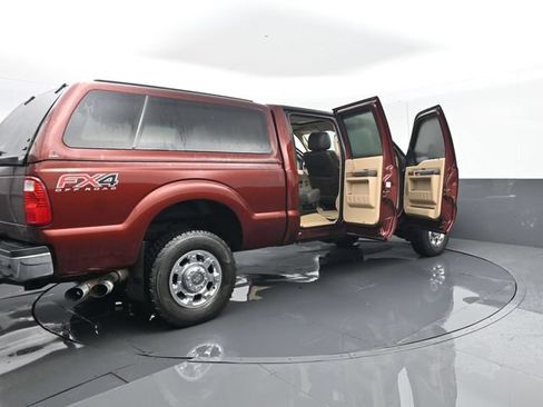 Used 2015 Ford F250 King Ranch w/ FX4 Off-Road Package AWD/4WD image 31