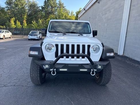 Used 2021 Jeep Wrangler Unlimited Sport image 3