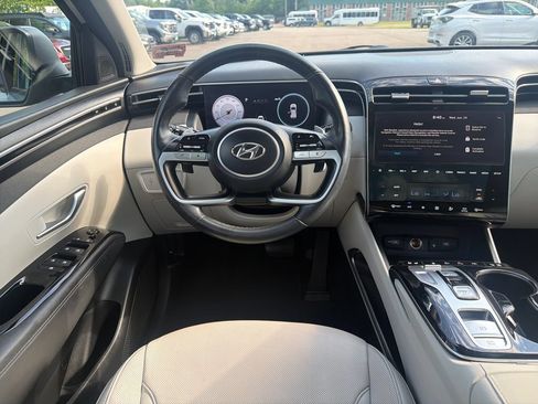 Used 2024 Hyundai Tucson Limited AWD/4WD image 18