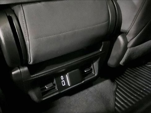 Used 2022 Chevrolet Silverado 1500 LT image 27