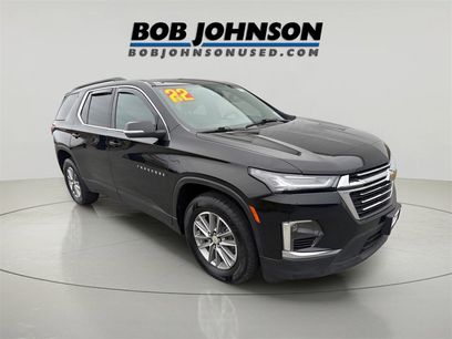 Used 2022 Chevrolet Traverse LT