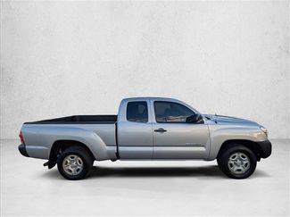 Used 2013 Toyota Tacoma 2WD Access Cab video 4