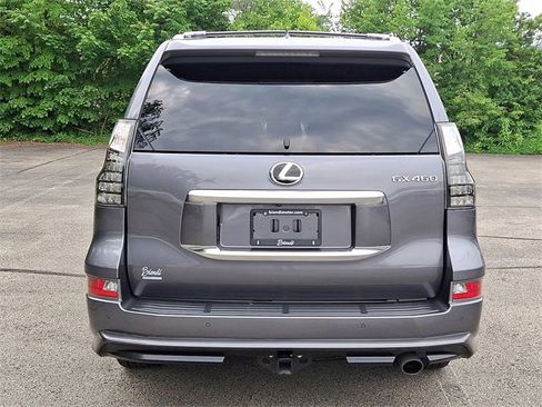 Used 2023 Lexus GX 460 Luxury w/ Sport Design Package AWD/4WD image 5