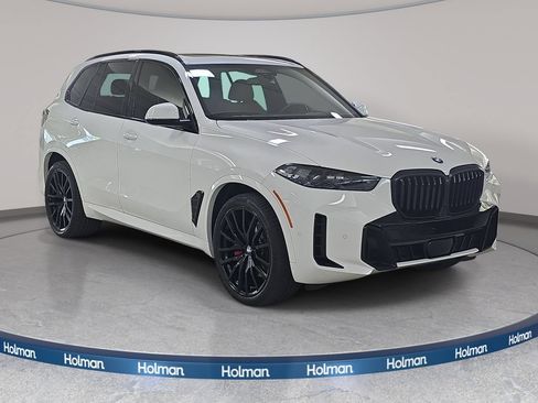 Used 2024 BMW X5 xDrive40i w/ M Sport Package AWD/4WD image 4
