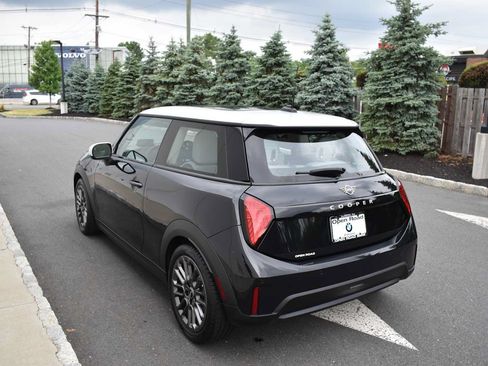 Used 2025 MINI Cooper 2-Door Hardtop FWD image 7