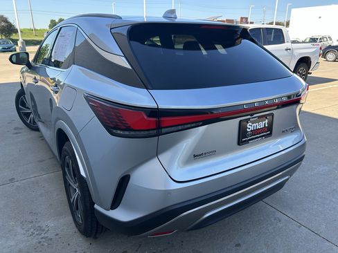 Used 2023 Lexus RX 350 Premium Plus w/ Accessory Package AWD/4WD image 4