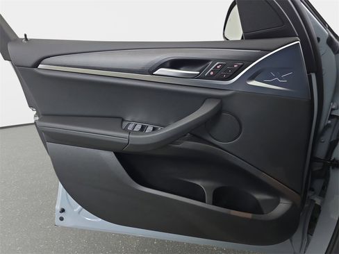 Used 2023 BMW X3 xDrive30i w/ M Sport Package image 29