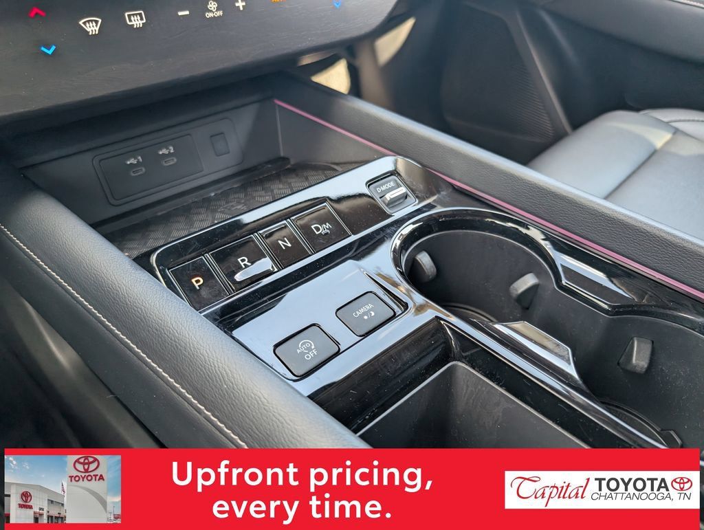 Used 2025 Nissan Murano SL AWD/4WD image 24