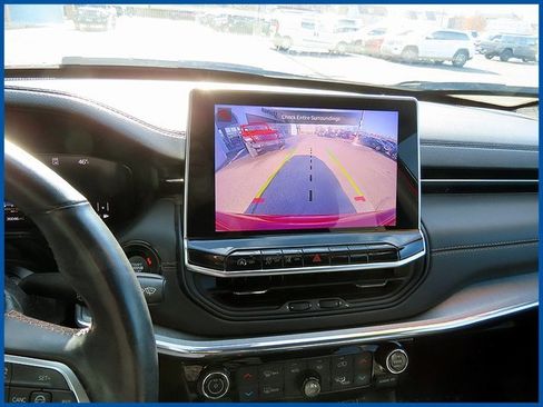 Certified 2022 Jeep Compass Limited w/ (RED) Package image 19