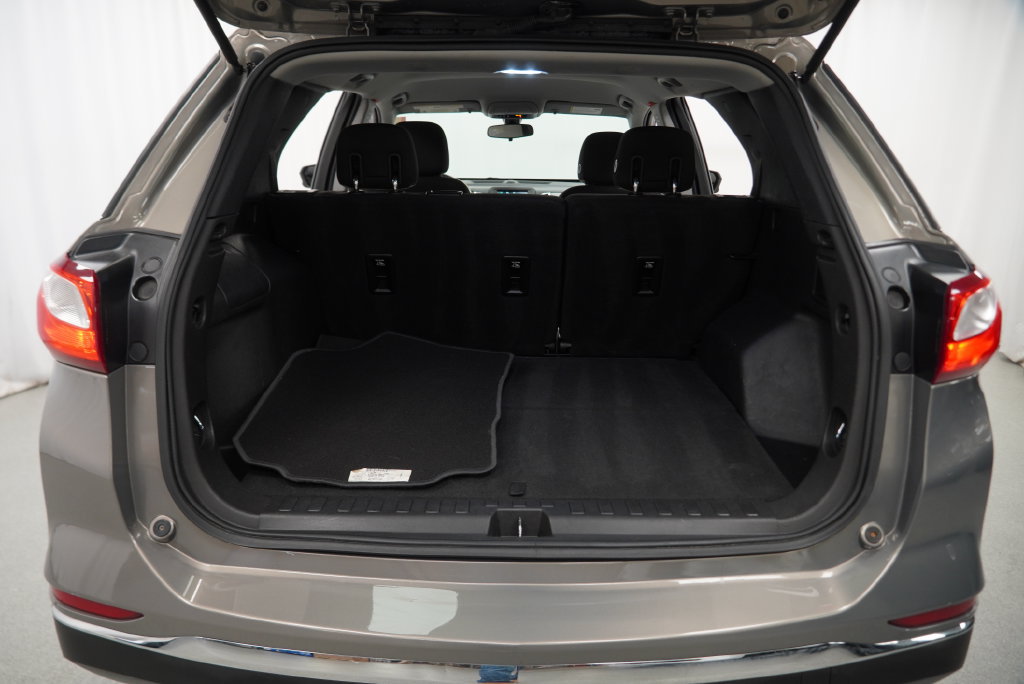 Certified 2018 Chevrolet Equinox LT FWD image 33