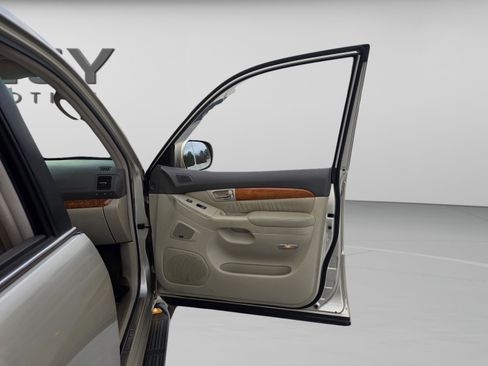 Used 2006 Lexus GX 470 image 19