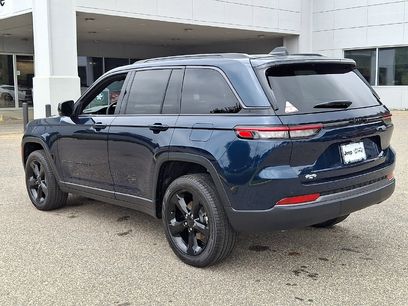 New 2026 Jeep Grand Cherokee Limited w/ Limited Altitude Package