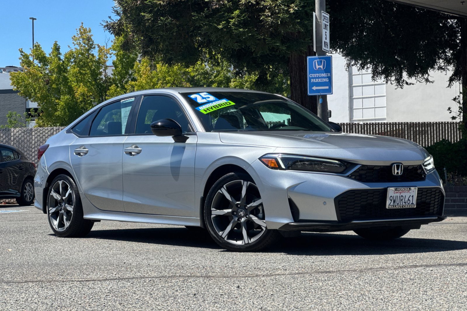 Used 2025 Honda Civic Sport Touring image 2