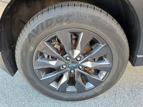 Used 2025 Subaru Outback Onyx Edition XT AWD/4WD image 8
