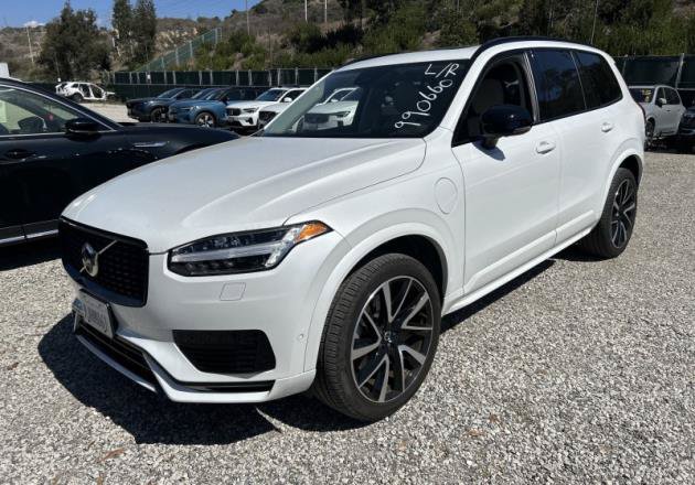 Used 2023 Volvo XC90 T8 Ultimate w/ Lounge Package AWD/4WD image 1