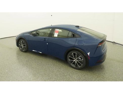 New 2026 Toyota Prius XLE image 4