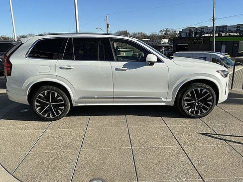 New 2026 Volvo XC90 T8 Plus w/ Protection Package Premier AWD/4WD image 7