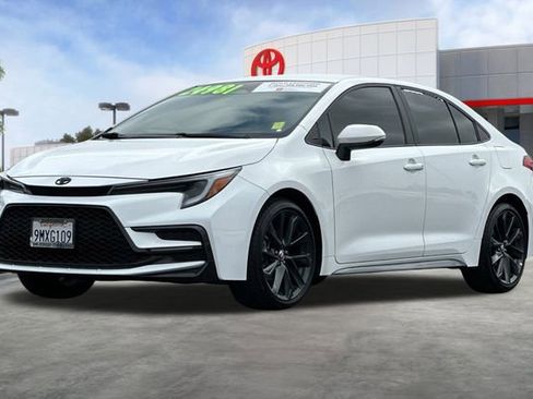 Certified 2024 Toyota Corolla SE image 10