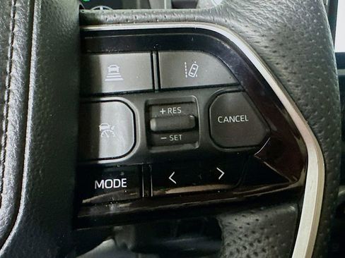 Used 2023 Toyota Sequoia Platinum AWD/4WD image 25