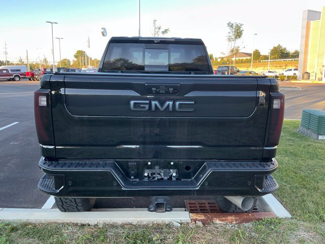 Used 2024 GMC Sierra 2500 Denali Ultimate w/ Max Trailering Package AWD/4WD image 8