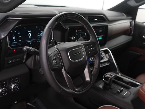 Used 2024 GMC Sierra 1500 Denali Ultimate image 19