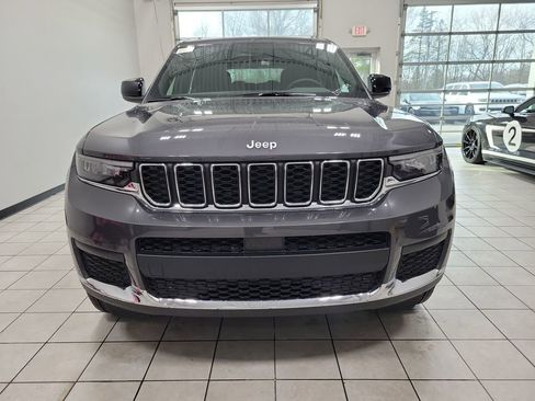 New 2025 Jeep Grand Cherokee L Laredo w/ Luxury Tech Group I image 3