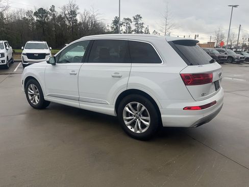 Used 2019 Audi Q7 2.0T Premium w/ Cold Weather Package image 3