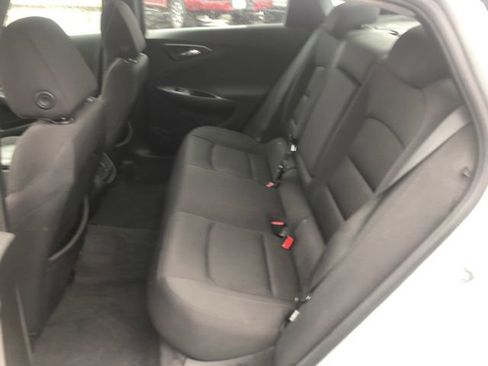 Used 2021 Chevrolet Malibu LT image 26