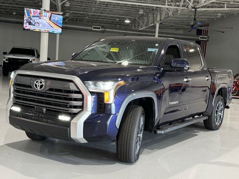 Used 2025 Toyota Tundra Limited image 15