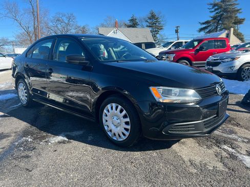 Used 2012 Volkswagen Jetta S image 3
