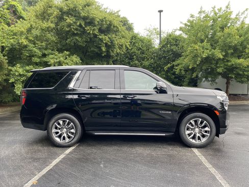 Used 2024 Chevrolet Tahoe LT w/ Luxury Package AWD/4WD image 10