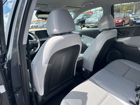 Used 2023 Hyundai Kona SEL w/ Cargo Package AWD/4WD image 18