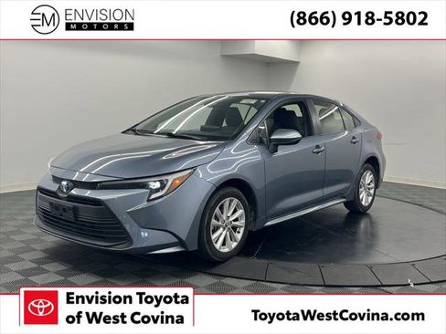 Certified 2024 Toyota Corolla LE w/ LE Convenience Package image 1