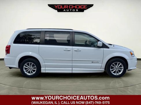 Used 2016 Dodge Grand Caravan SXT w/ Rear Park Assist Package FWD image 7