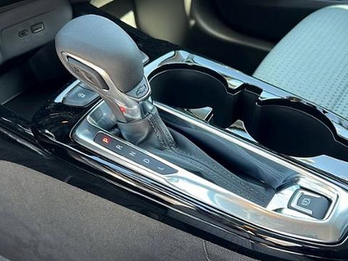 New 2025 Chevrolet Trax LT w/ Driver Confidence Package image 20