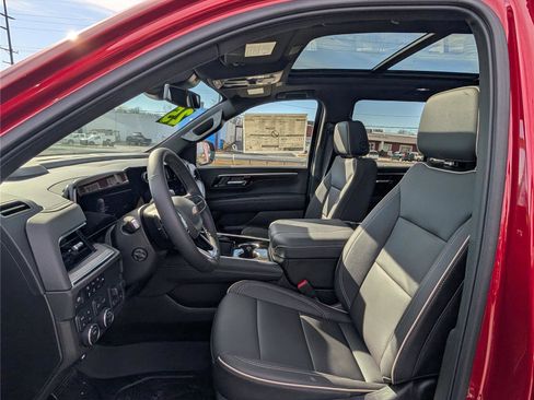 New 2025 Chevrolet Tahoe Premier w/ Sun And Tow Package image 13