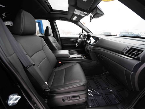 Used 2024 Honda Passport Black Edition image 27